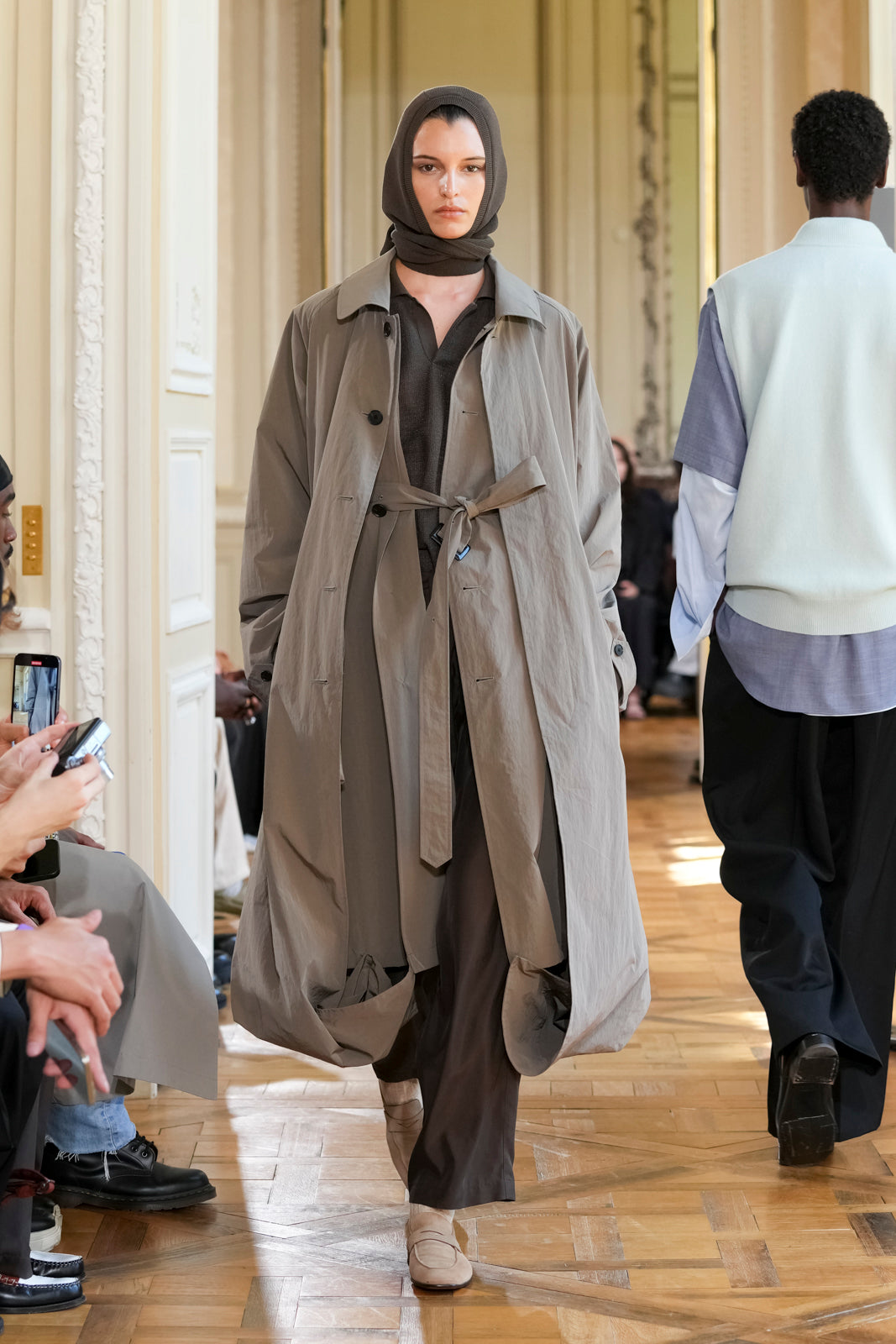 ssstein TAUPE OVERSIZED LAYERED COMBINATION COAT SS26