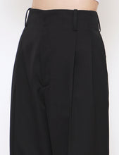 Load image into Gallery viewer, BLACK BELTLESS WIDE TROUSERS
