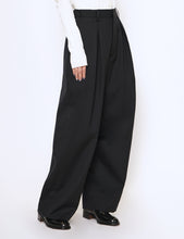 Load image into Gallery viewer, BLACK EASY WIDE TROUSERS
