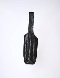 BLACK LEATHER SHOULDER BAG