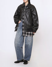 Load image into Gallery viewer, BLACK LEATHER ZIP SHORT JACKET
