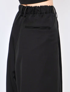 BLACK OVERTUCKED EXTRA WIDE TROUSERS