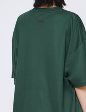 Load image into Gallery viewer, GREEN OVERSIZED LYOCELL POCKET TEE
