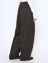 Load image into Gallery viewer, GREY KHAKI EASY WIDE TROUSERS
