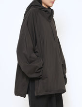 Load image into Gallery viewer, GREY KHAKI WINDPROOF NYLON HOODED PULLOVER
