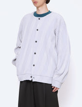 Load image into Gallery viewer, GREY OBLIQUE PATTERNED KNIT CARDIGAN
