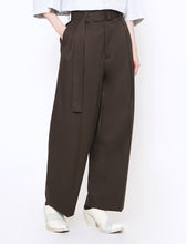 Load image into Gallery viewer, MILITARY KHAKI BELTED WIDE STRAIGHT TROUSERS
