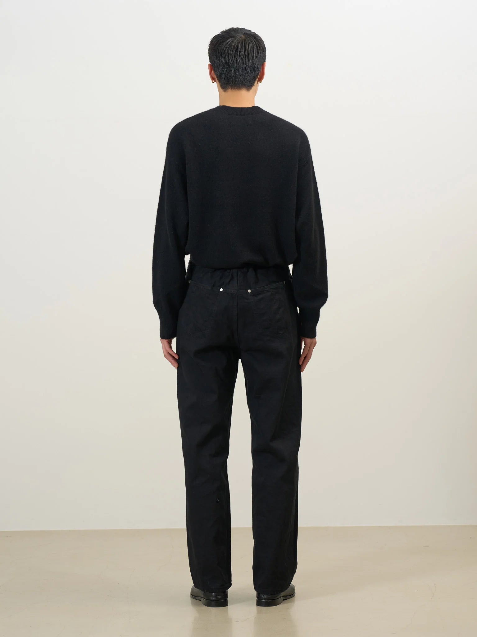 BLACK DENIM WIDE STRAIGHT PANTS