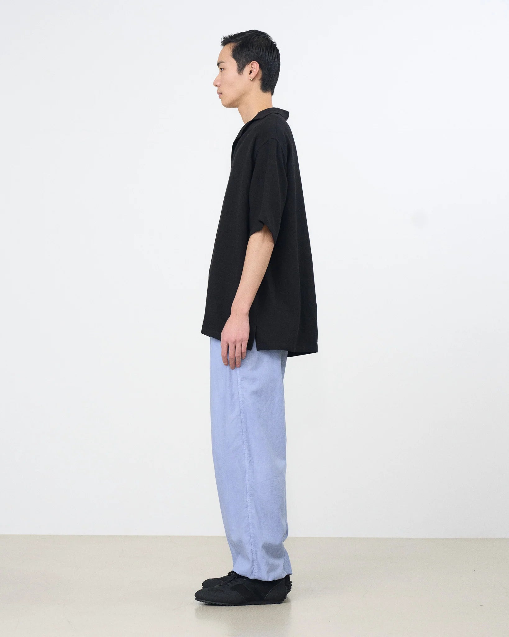 BLACK LINEN SKIPPER POLO SHIRT