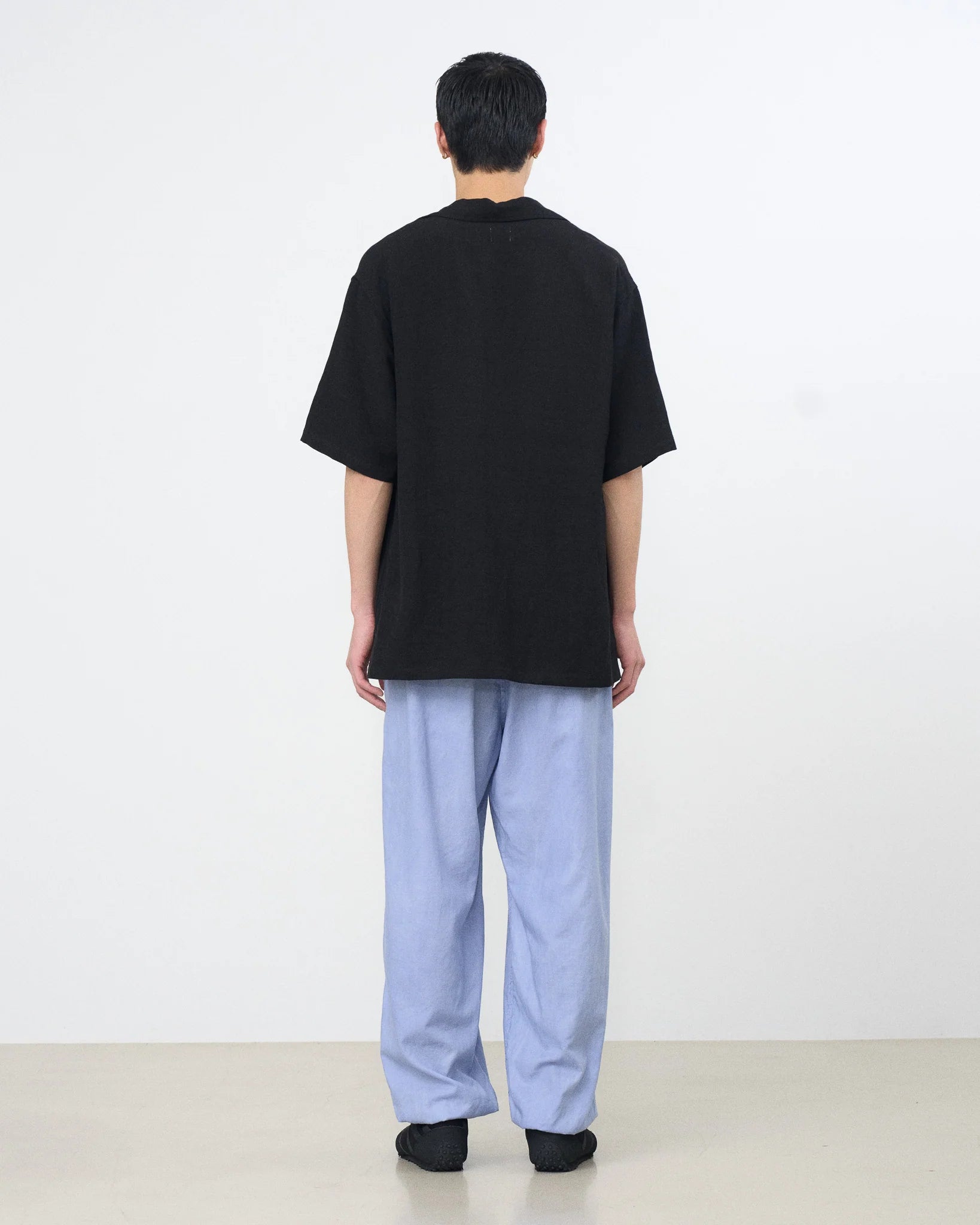 BLACK LINEN SKIPPER POLO SHIRT