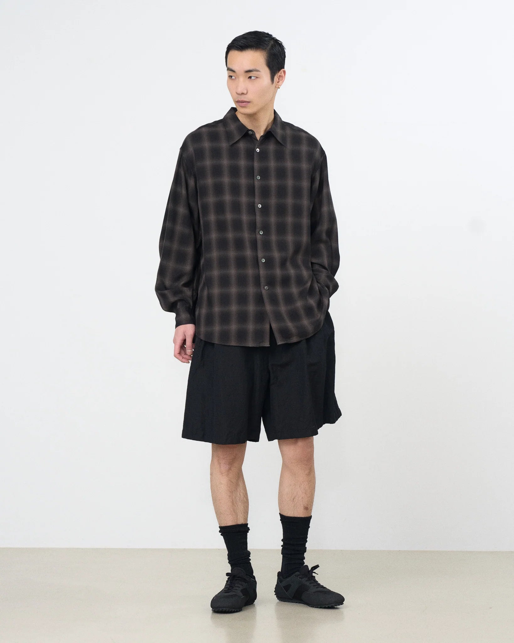 BLACK OMBRE PLAID REGULAR COLLAR SHIRT