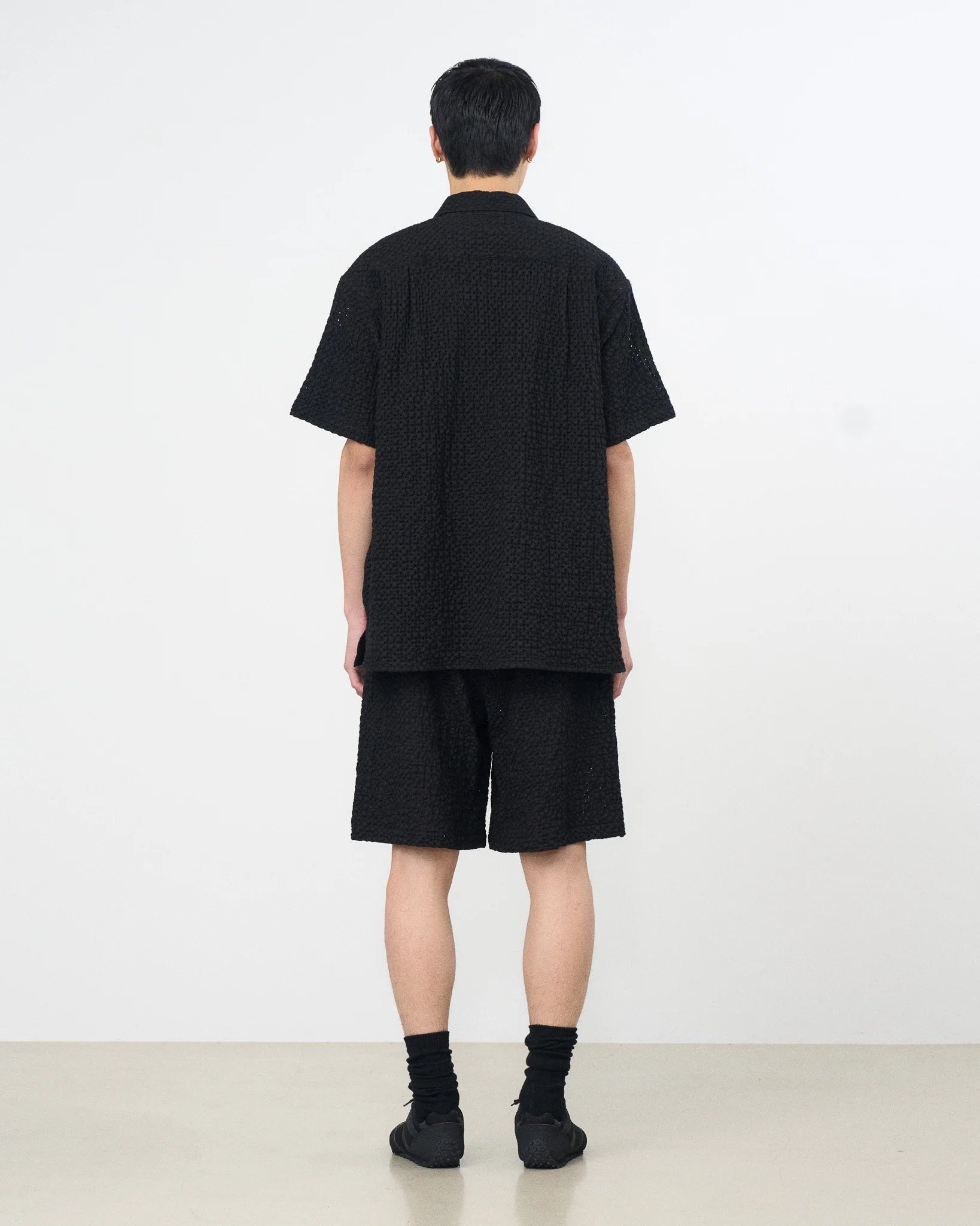 BLACK EMBROIDERY EASY SHORTS