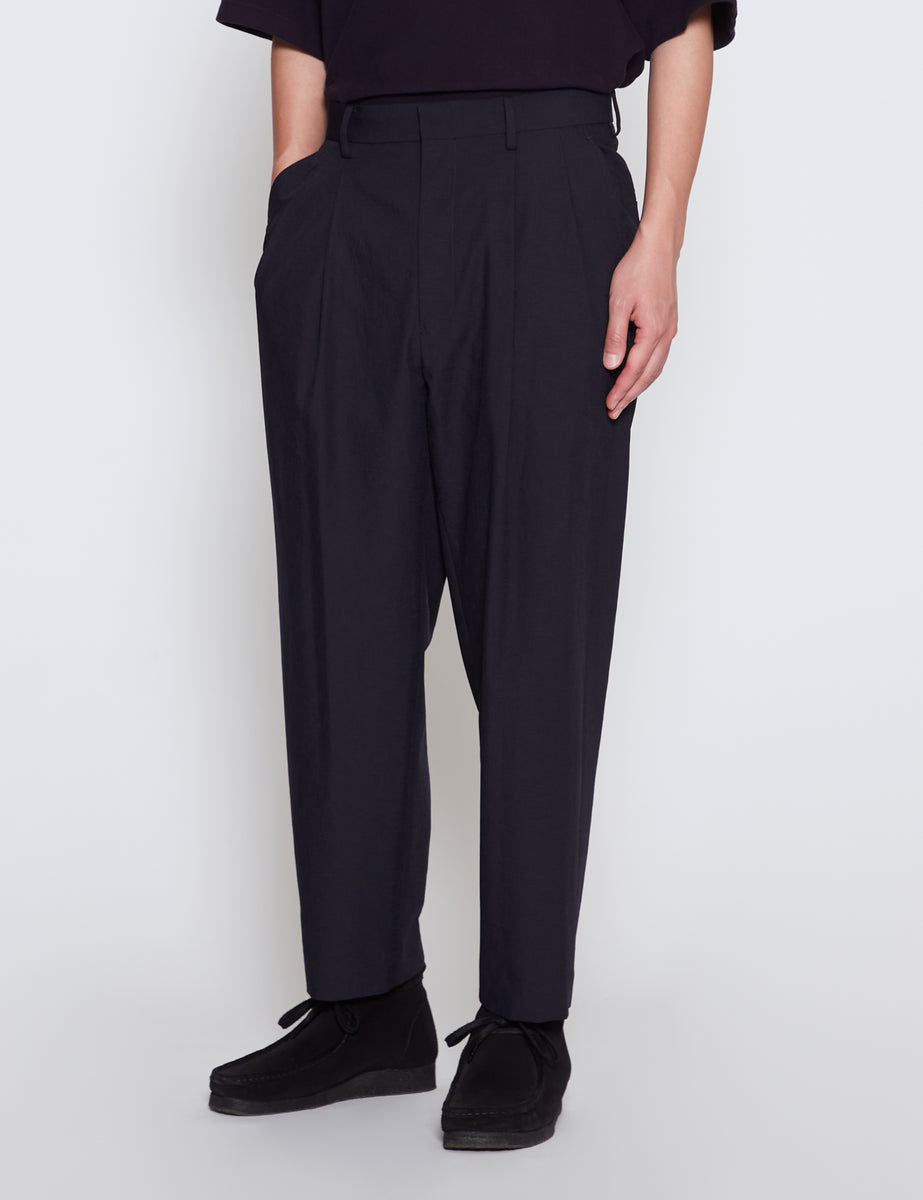 NAVY POLYESTER 2 TUCK PANTS