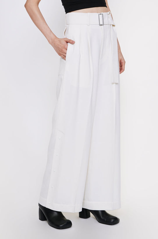 TELOPLAN WHITE YING DRESS – GRAPH LAYER