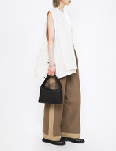 Load image into Gallery viewer, BEIGE BROKEN WIDE TWO PLEATED TROUSERS
