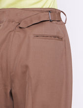Load image into Gallery viewer, DUSTY TAUPE 2TUCK WIDE GURKHA TROUSERS
